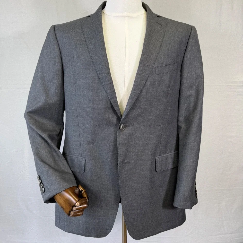 John Varvatos Blazer Mens 42 Grey Wool Silk Blend Two Button Made in Italy EUC